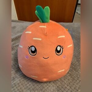 NWT Squishmallow Caroleena the Carrot